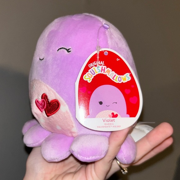 SQUISHMALLOW VIOLET THE OCTOPUS SQUISHMALLOWS - Picture 2 of 3
